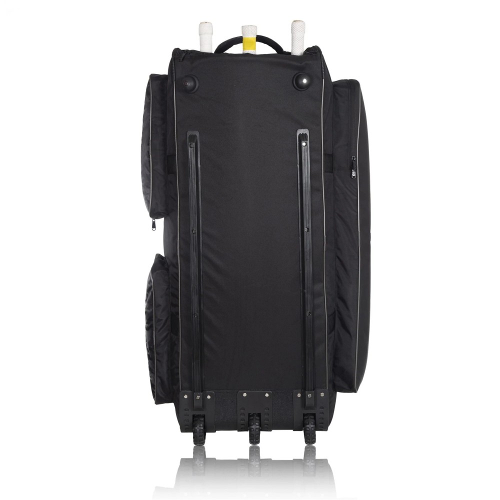 Custom Cricket Kitbag - Get kitbag in your brand / clubs name - CM3025 Custom Cricket Kitbag - Get kitbag in your brand / clubs name - CM3025