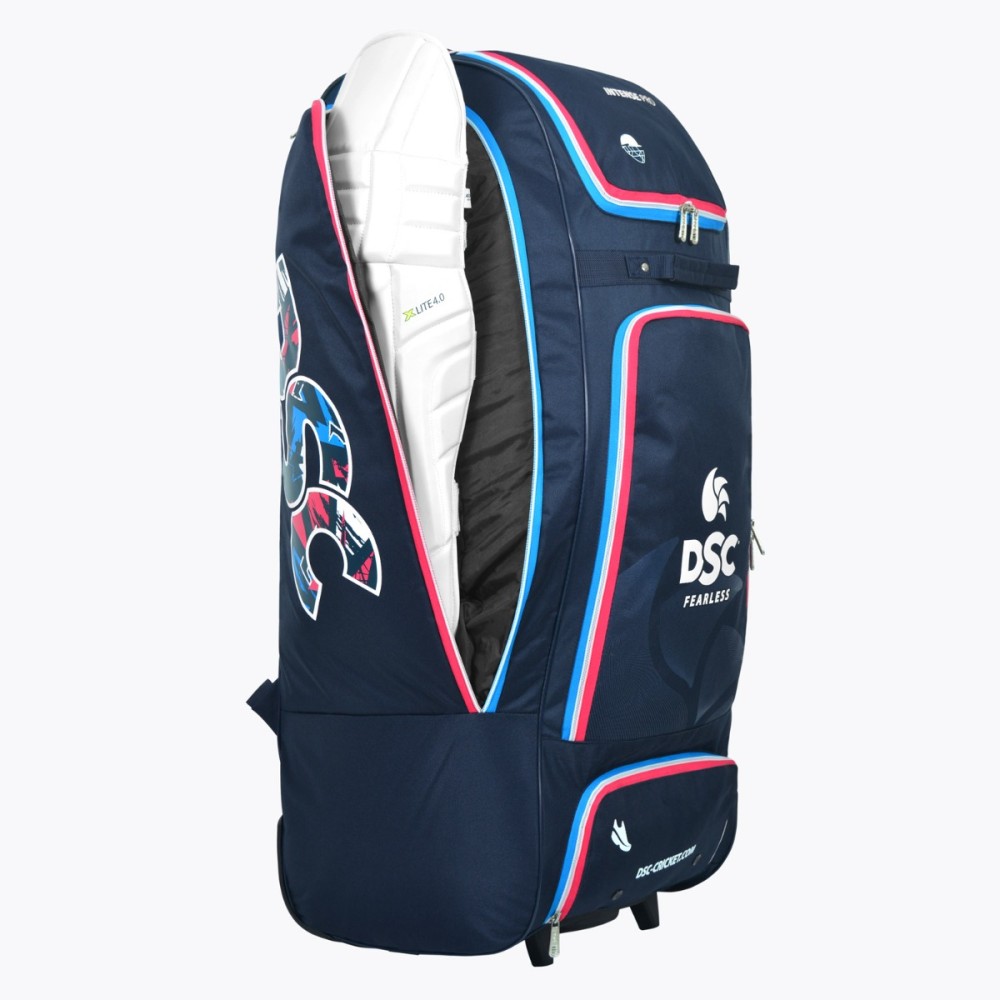DSC Intense Pro Duffle Wheelie Bag DSC Intense Pro Duffle Wheelie Bag