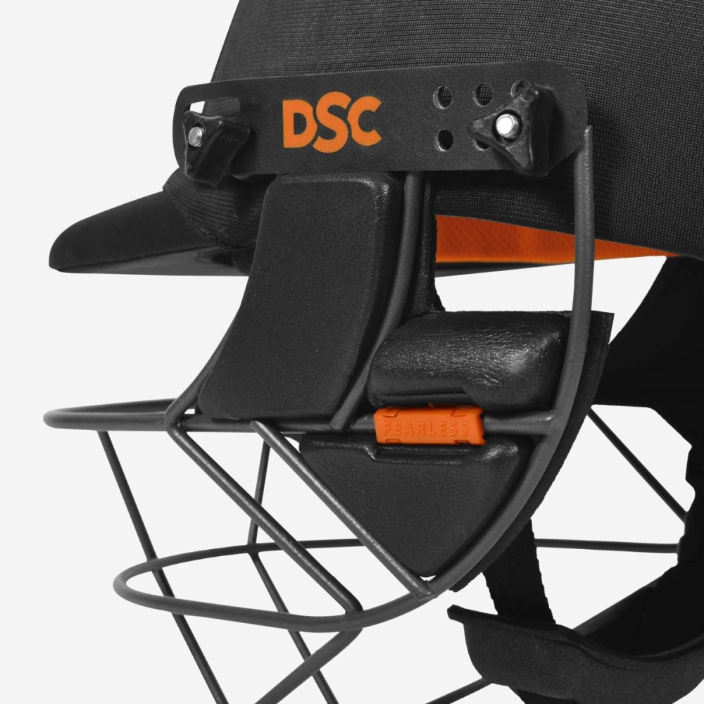 DSC Punch Cricket Helmet, Black, L DSC Punch Cricket Helmet, Black, L