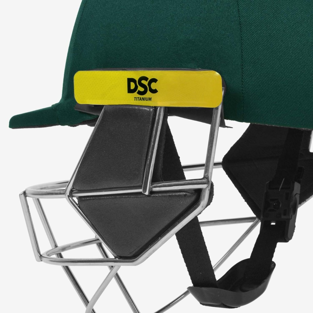 DSC Scud Titanium Cricket Helmet, Green, Large DSC Scud Titanium Cricket Helmet, Green, Large