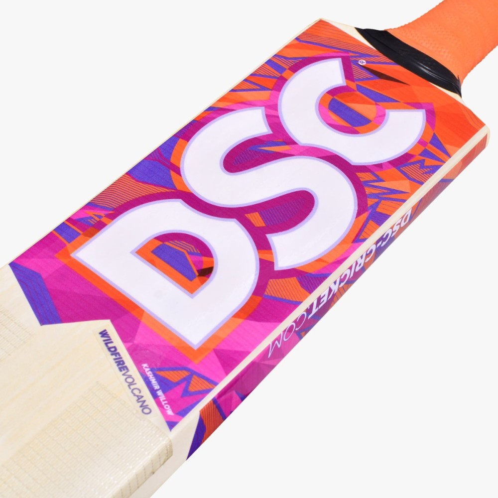 DSC Wildfire Volcano Tennis Bat, Mens DSC Wildfire Volcano Tennis Bat, Mens