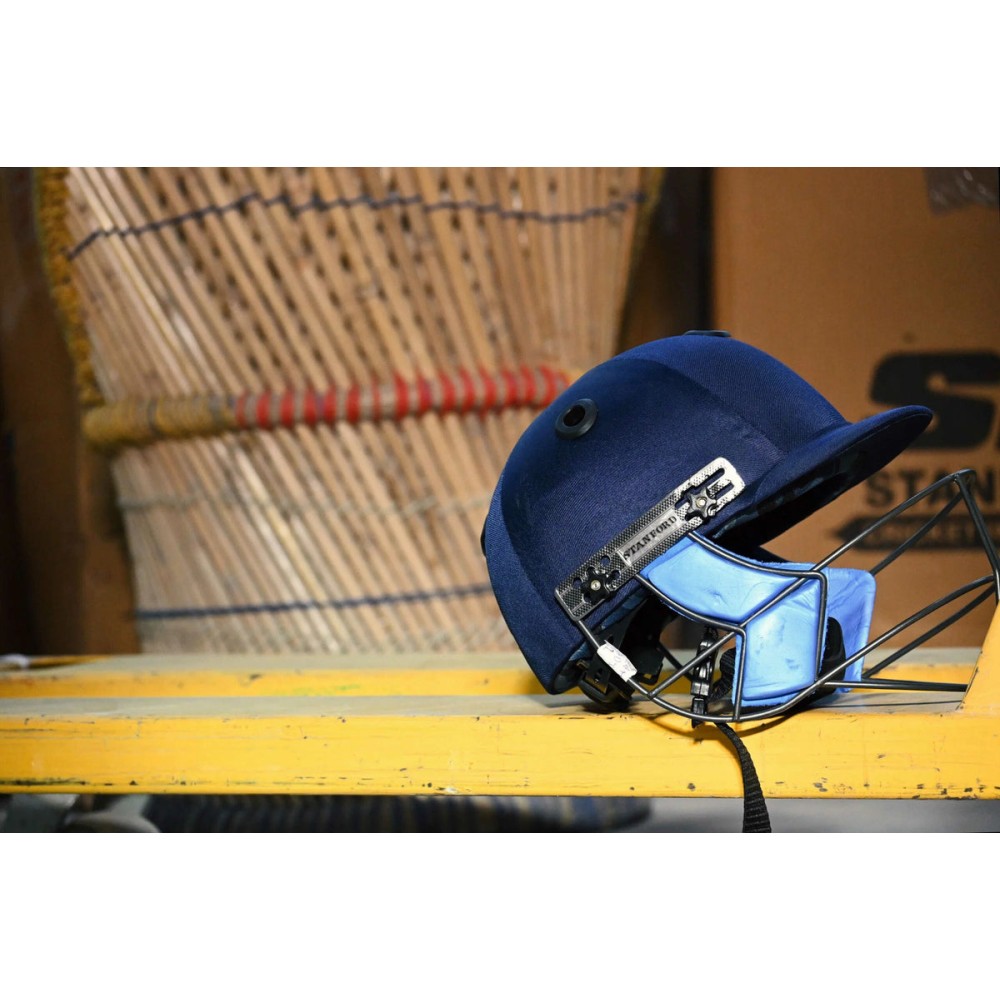 SF Camo ADI 1 Cricket Helmet, Small SF Camo ADI 1 Cricket Helmet, Small