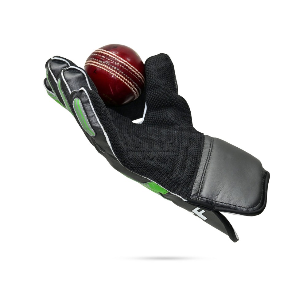 SF Shield Wicket Keeping Gloves, Boys