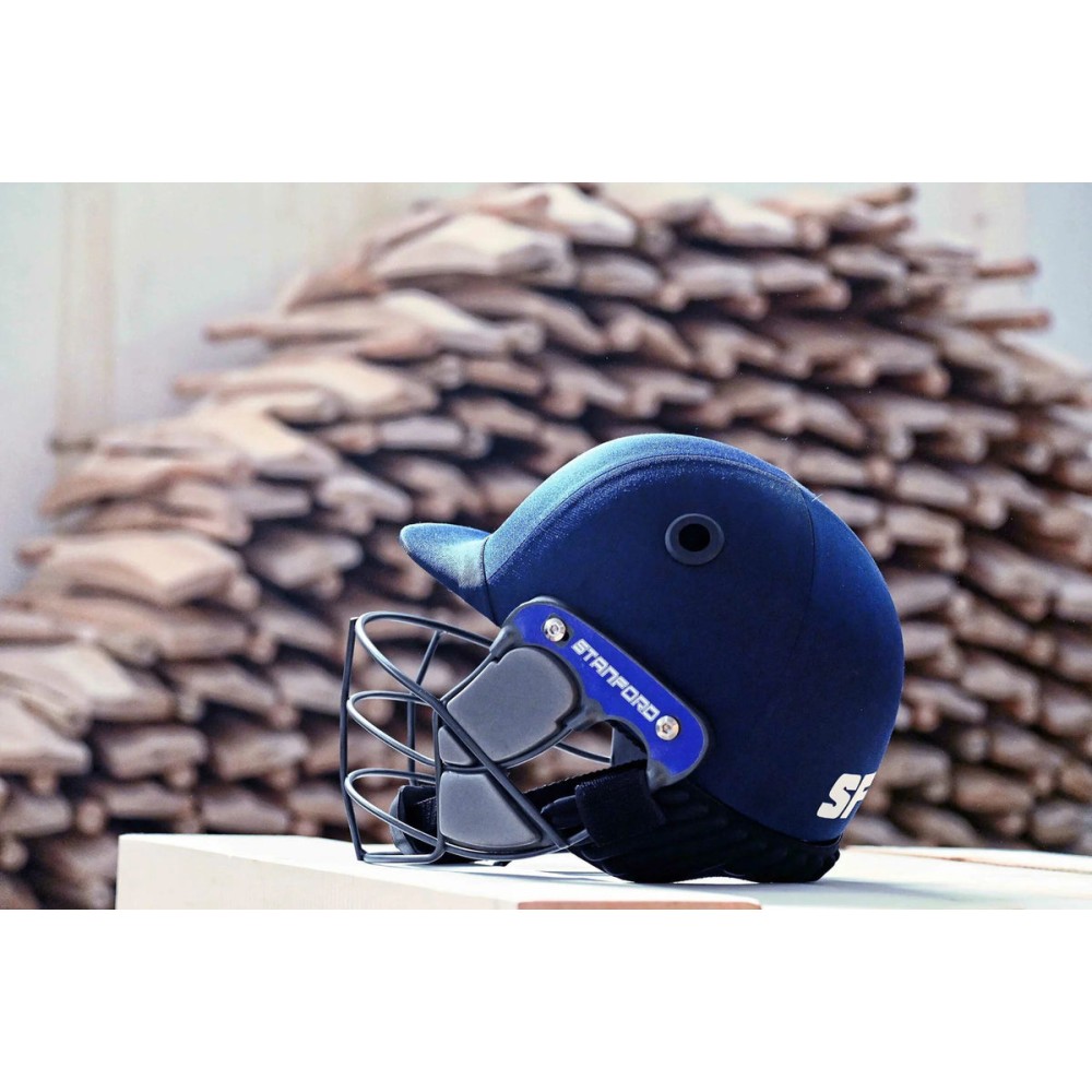 SF Triumph (Titanium Grill) Cricket Helmet, Small