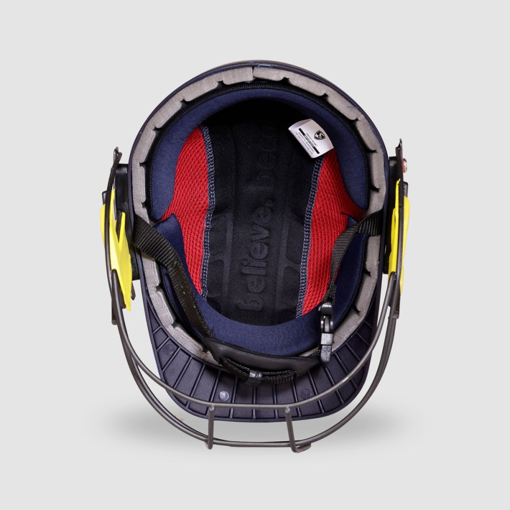 SG Aeroselect Cricket Helmet, XL