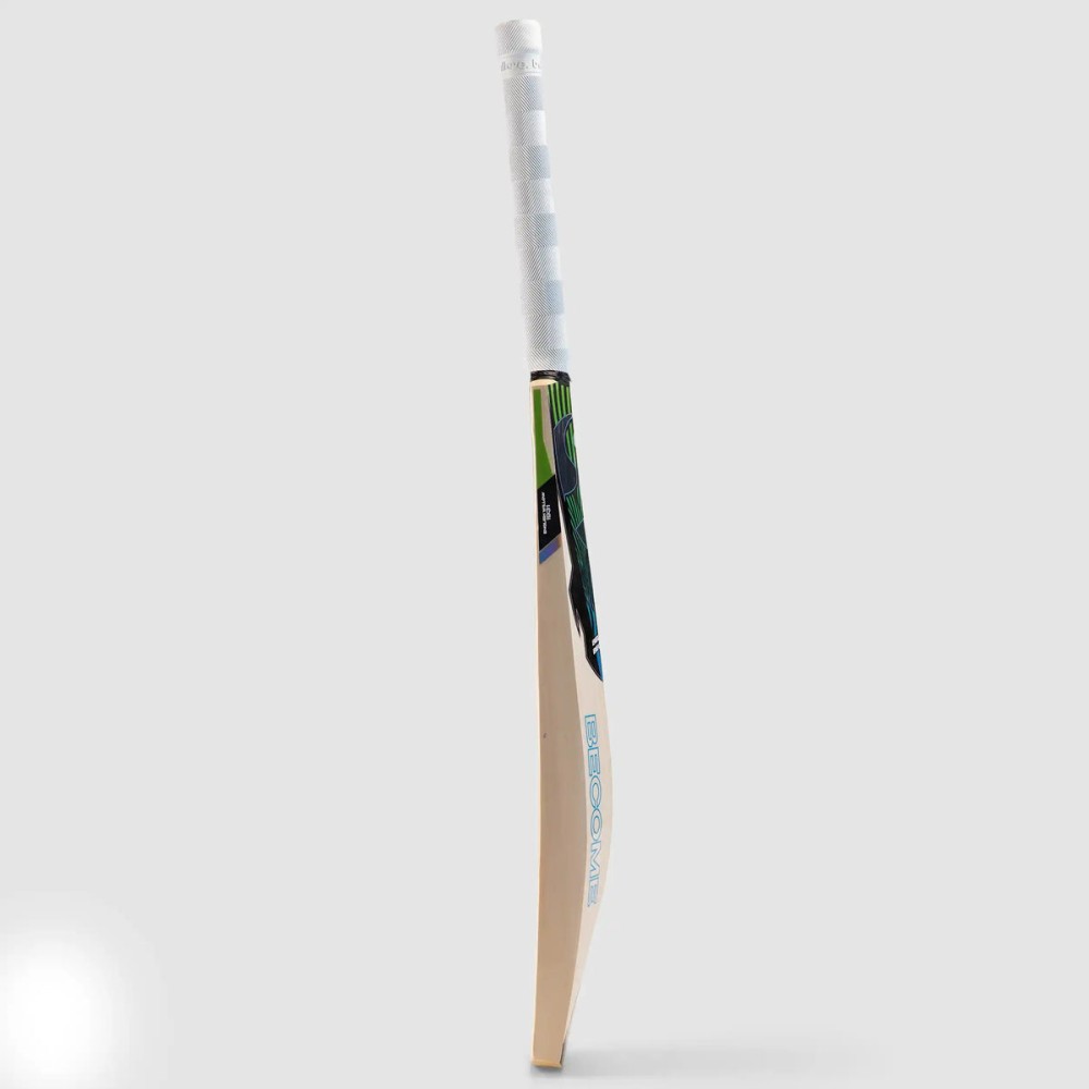 SG Nexus® Xtreme English Willow Cricket Bat, 3 SG Nexus® Xtreme English Willow Cricket Bat, 3