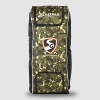 SG Blazepak Duffle Kit Bag, youth
