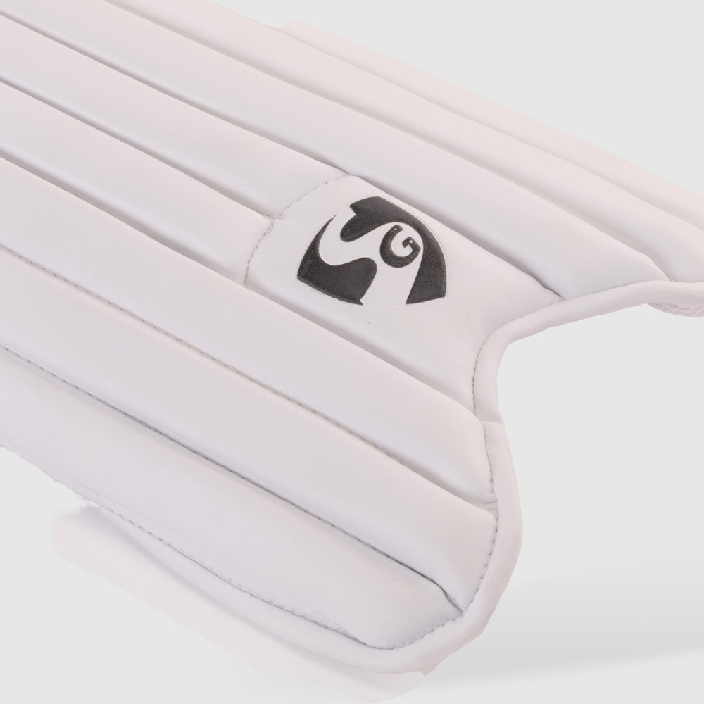 SG Sierra Spark Batting Legguards, Junior, Left