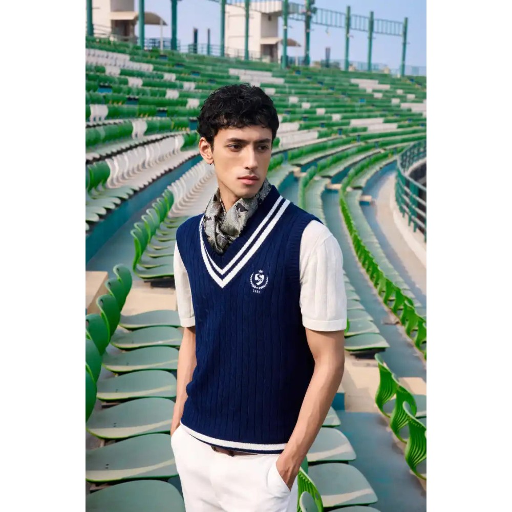 SG Signature Sleeveless Pullover (Navy), S, Navy/ White