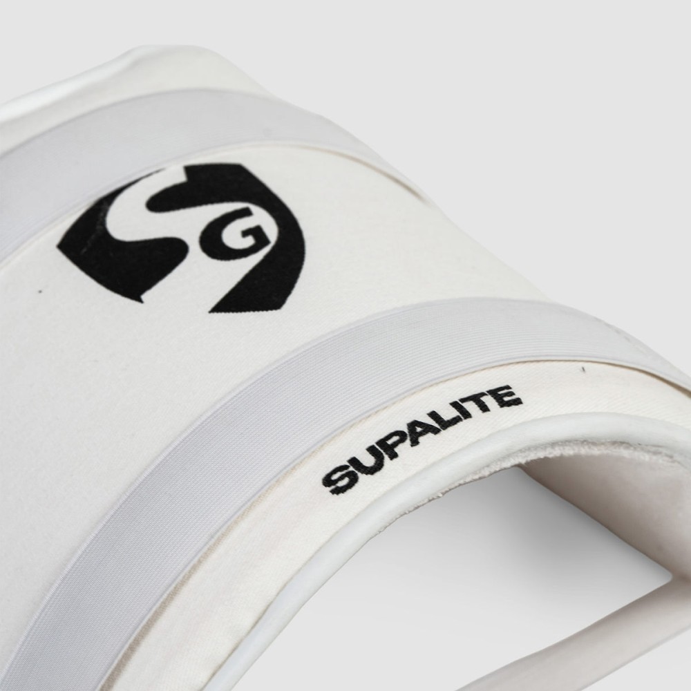 SG Supalite chest guard, Junior
